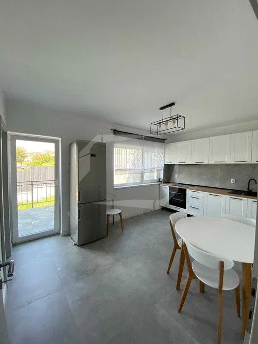 Duplex, 3 dormitoare + living, zona Iris