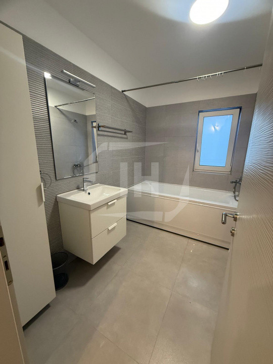 Duplex, 3 dormitoare + living, zona Iris