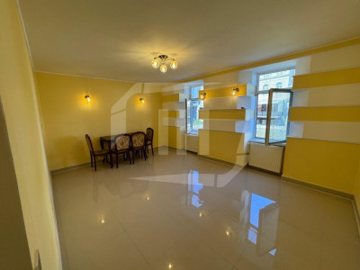 Apartament in Piata Mihai Viteazul