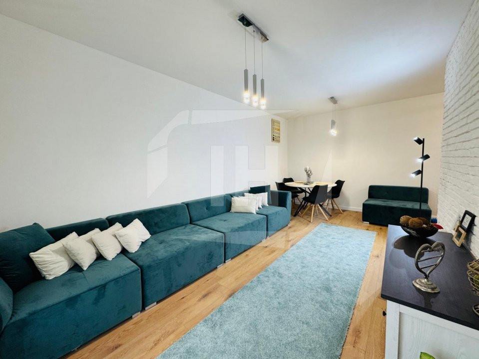 Apartament 2 camere, decomandat, parcare, 