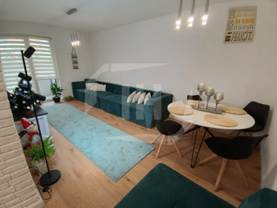 Apartament 2 camere, decomandat, parcare, 
