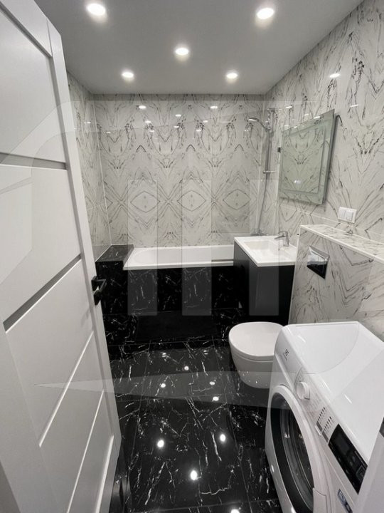 Apartament 2 camere la cheie, zona Vivo