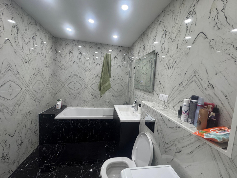 Apartament 2 camere la cheie, zona Vivo