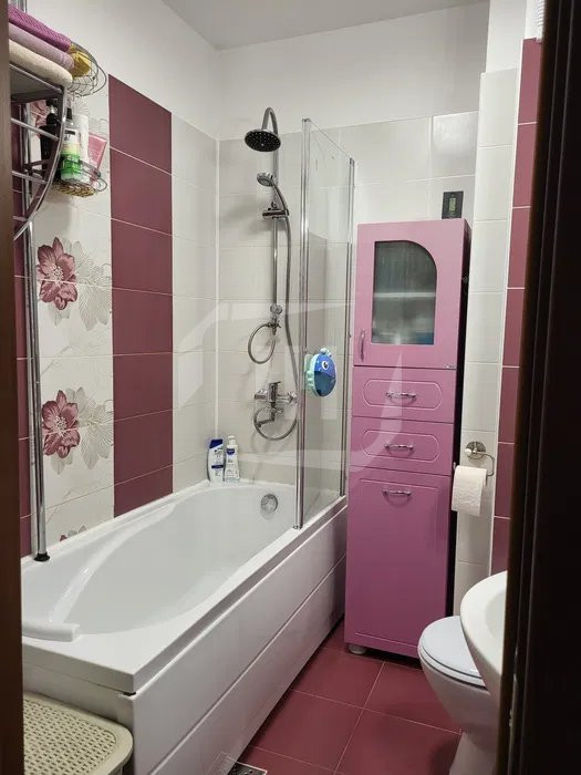 Apartament 3 camere decomandate, bloc nou, langa Baza Sportiva