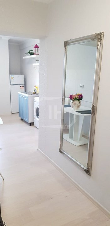 Apartament 2 camere, decomandat,intermediar, vis-a-vis de Iulius Mall