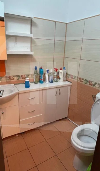 Apartament 4 camere decomandate, parcare  zona Kauland