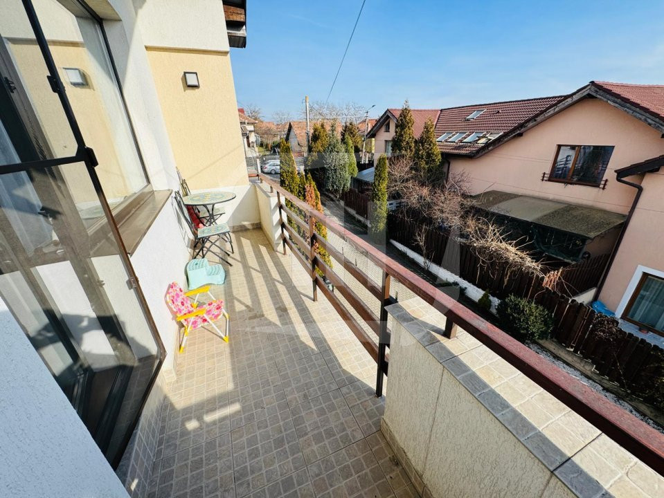 Casa cu 5 camere, la cheie, garaj, Dambul Rotund