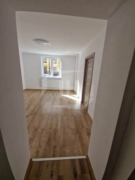 Apartament 3 camere, renovat, strada Horea