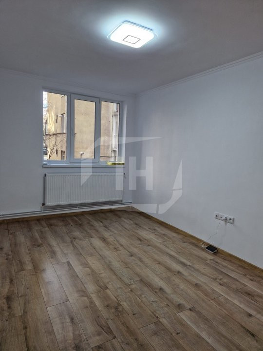 Apartament 3 camere, renovat, strada Horea