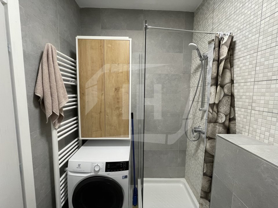 Apartament 3 camere in bloc nou si zona semicentrala
