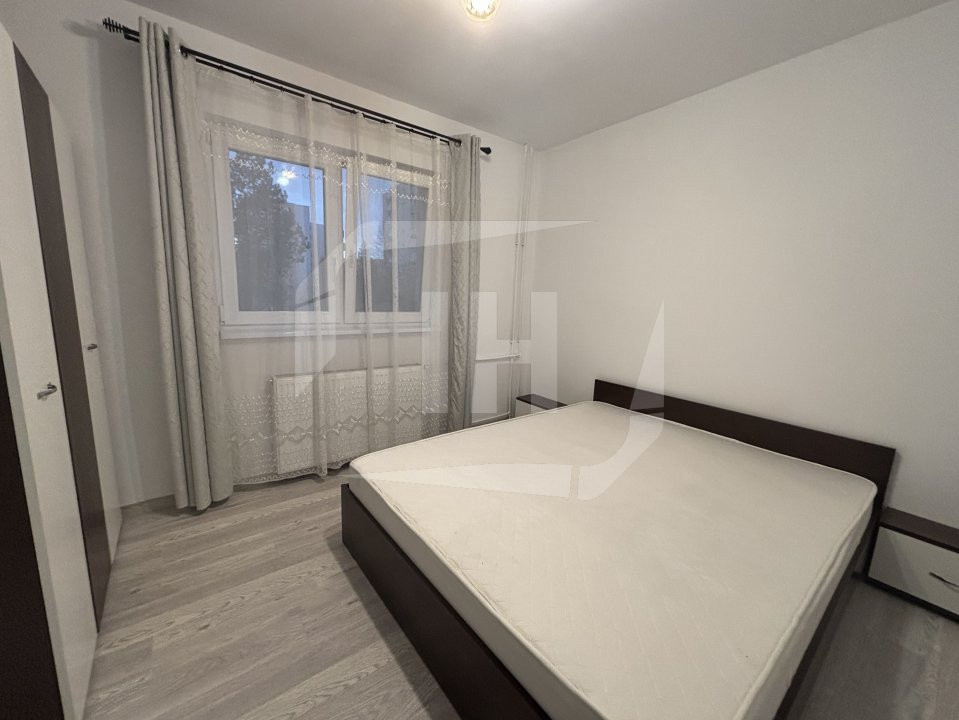 Apartament 2 camere, semidecomandat, Manastur zona BIG