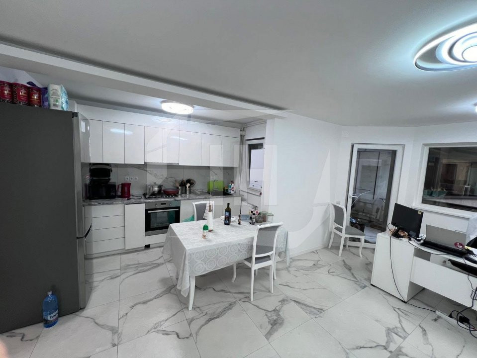 Apartament 2 camere, semidecomandat, 58mp, USAMV, vis-a-vis de Platinia. 