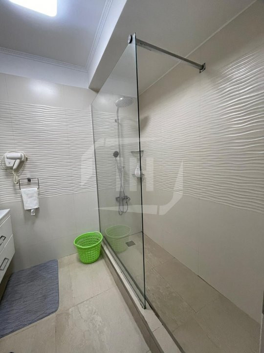 Apartament modern, parcare subterana, zona Iullius Mall 