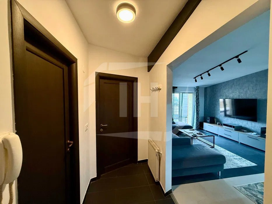 Apartament 2 camere cu terasa si 2 parcari langa Iulius Mall