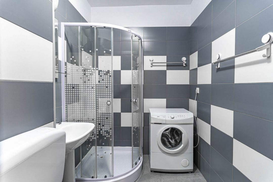 Apartament 3 camere, 68mp, parcare, Iris zona Oasului