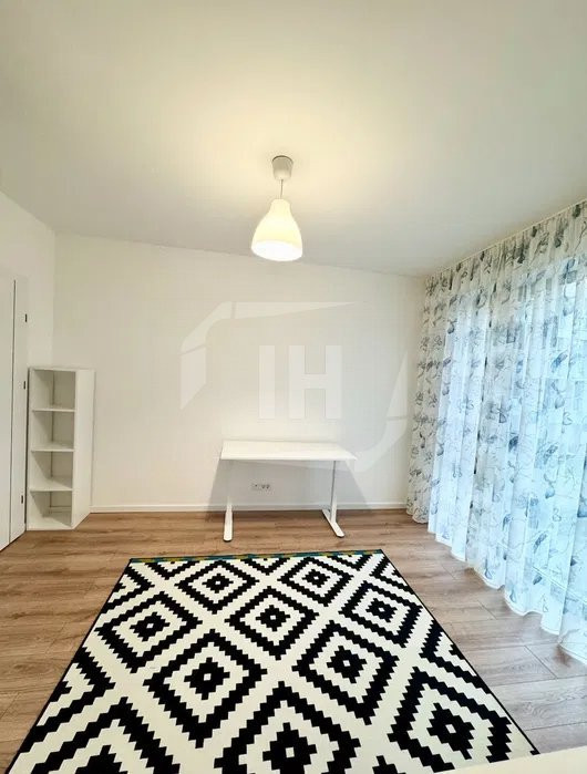 Apartament 3 camere, semidecomandat, parcare subterana, Manastur, Zenia