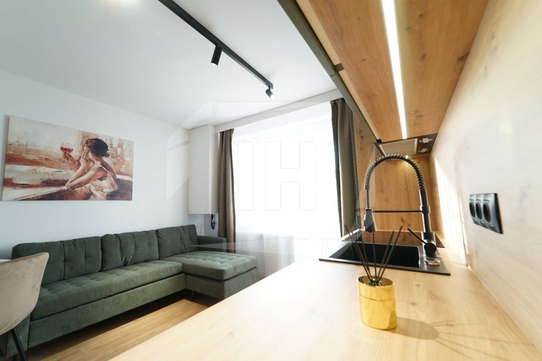 Apartament 2 camere, decomandat, zona Iulius Mall