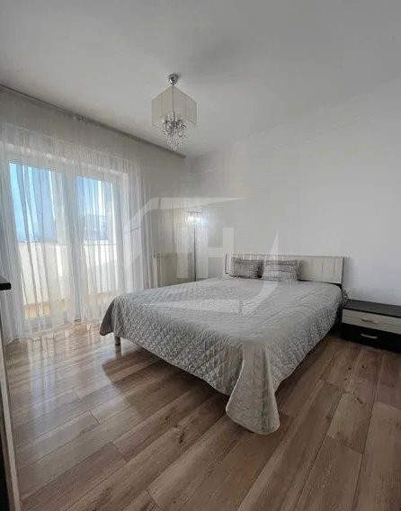 Apartament 4 camere, decomandat, 95mp, 2 bai, Marasti