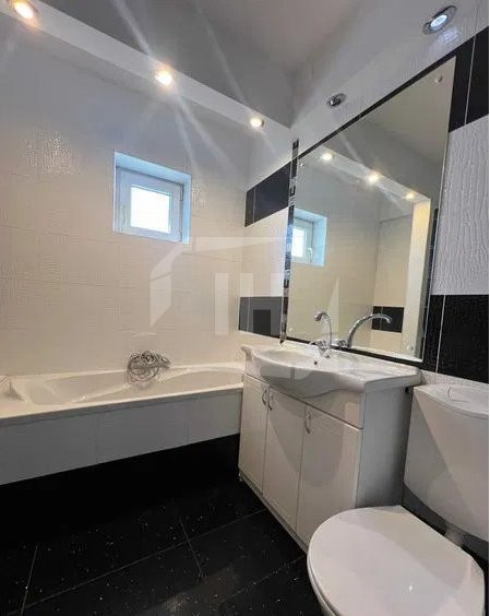 Apartament 4 camere, decomandat, 95mp, 2 bai, Marasti