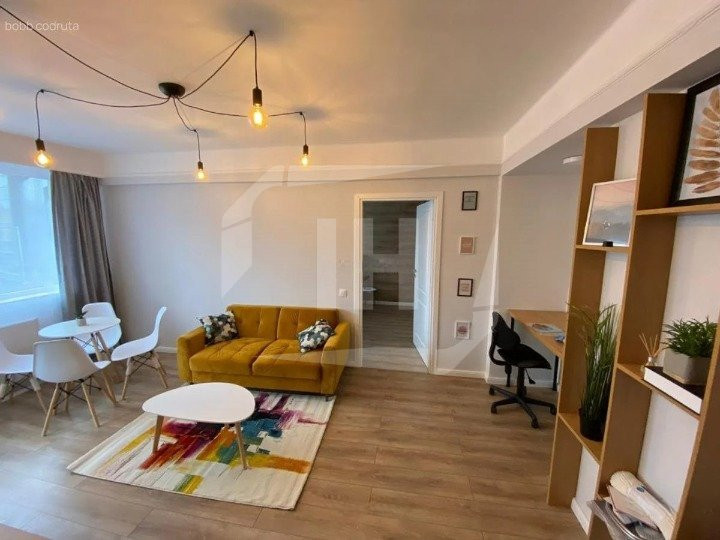 Apartament 2 camere, decomandat, Cental