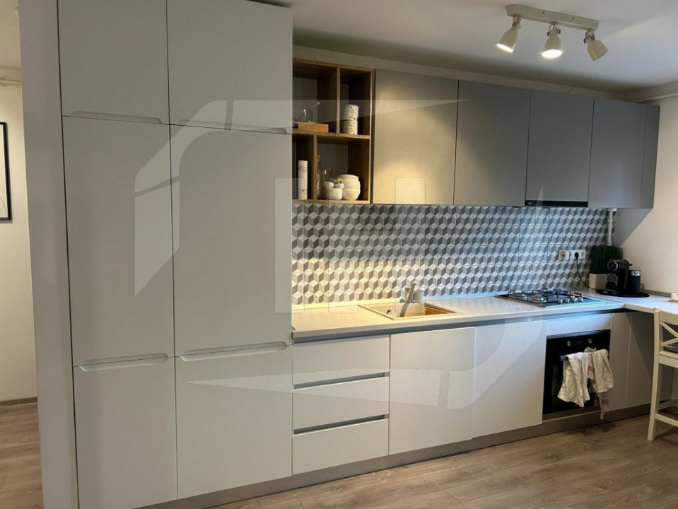 Apartament 2 camere, parcare subterana, zona Vivo