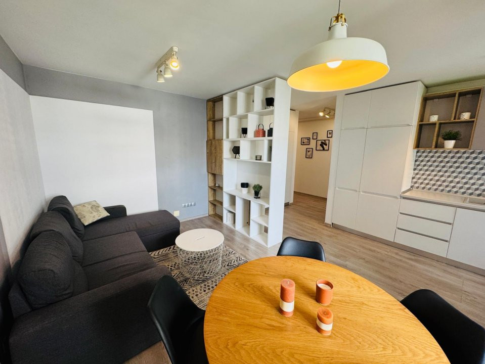 Apartament 2 camere, parcare subterana, zona Vivo