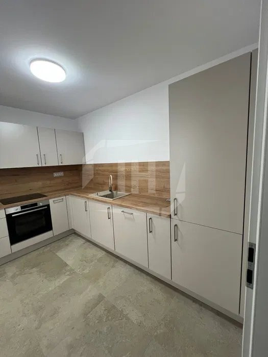 Apartament 2 camere, semidecomandat, parcare, Elite City