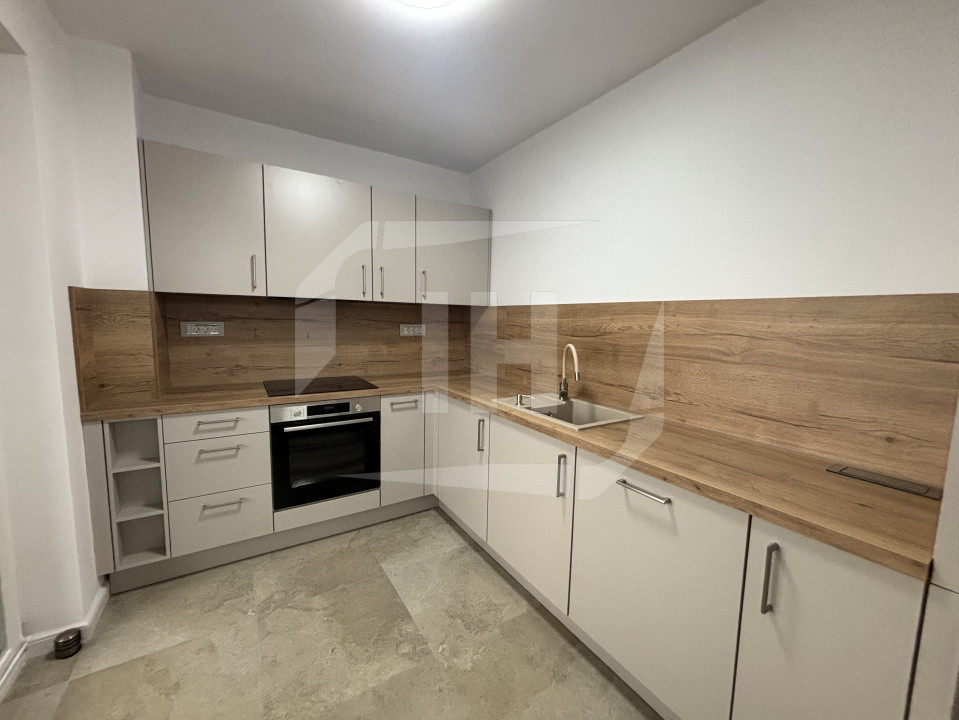 Apartament 2 camere, semidecomandat, parcare, Elite City