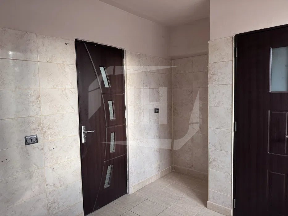 Apartament 2 camere la etajul 1 in zona Iulius Mall