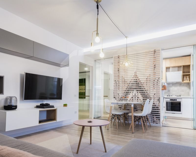 Apartament 2 camere cu gradina in zona strazii Frunzisului