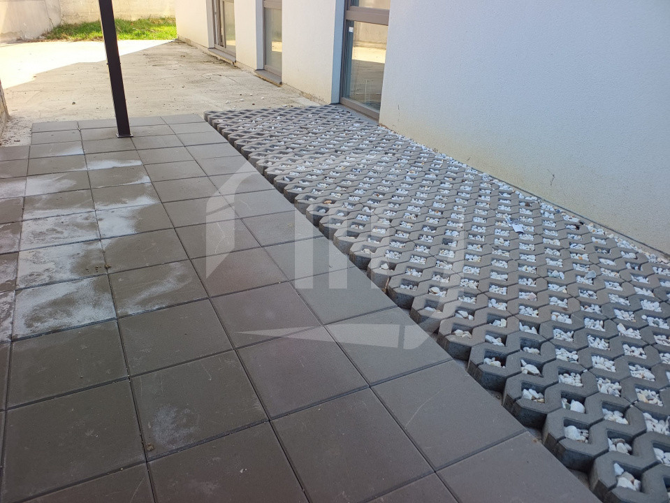 Apartament 2 camere cu gradina in zona strazii Frunzisului