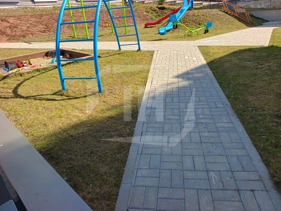 Apartament 2 camere cu gradina in zona strazii Frunzisului