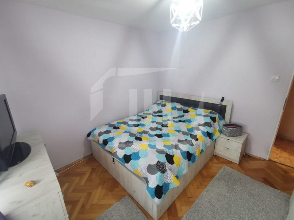 Apartament 3 camere, etaj 1, decomandat, Iulius Mall