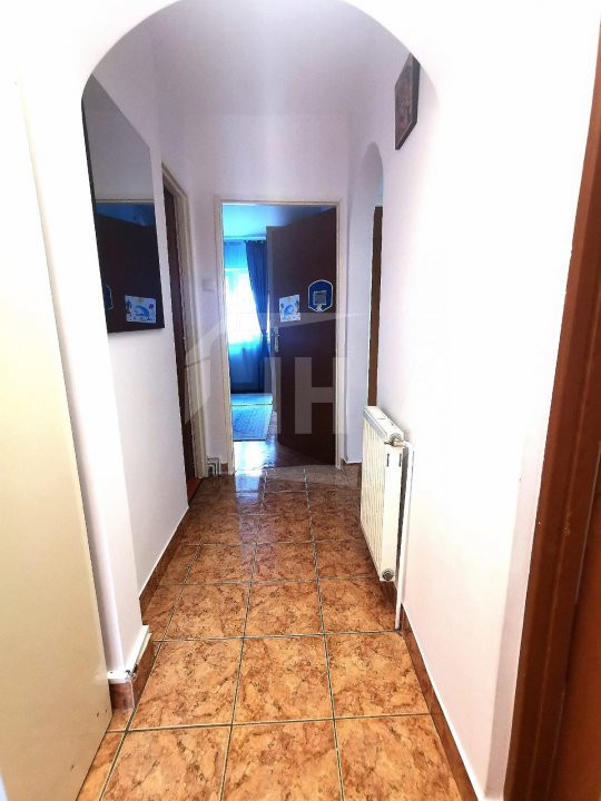 Apartament 3 camere, etaj 1, decomandat, Iulius Mall