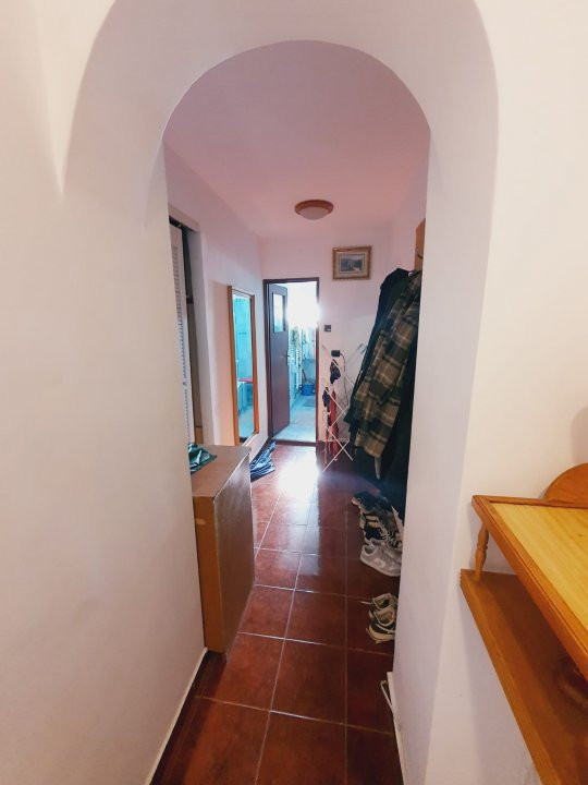 Apartament 3 camere decomandat, etaj 2, Marasti