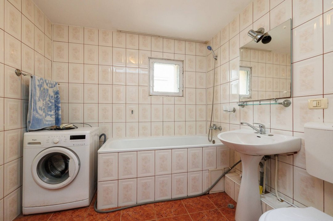 Apartament 2 camere, decomandat, zona Iulius Mall