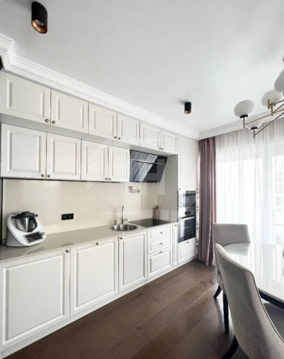 Apartament 3 camere, 2 parcari, cartier Europa