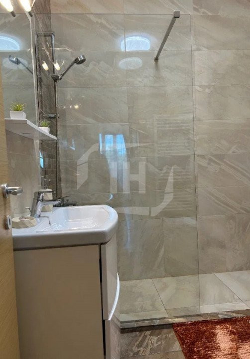 Apartament 2 camere, decomandat, parcare, Marasti