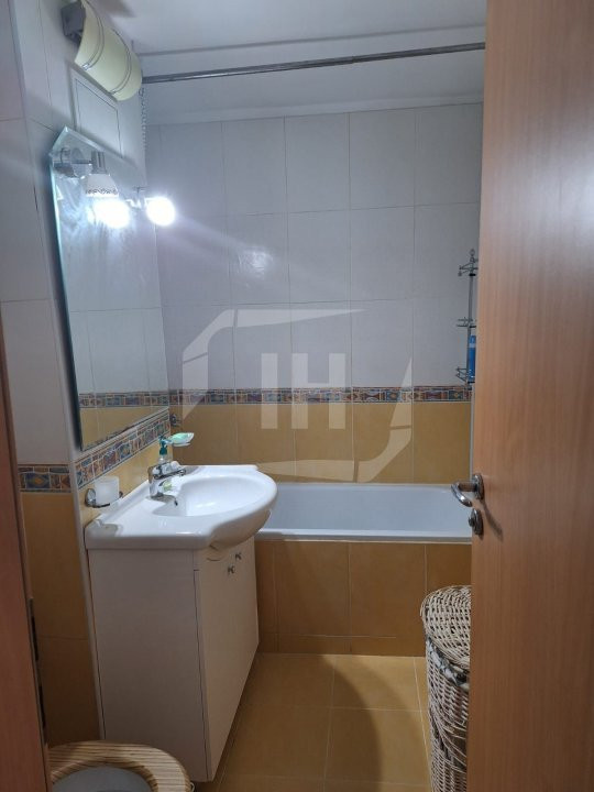 Apartament 2 camere, decomandat, zona Calea Dorobantilor