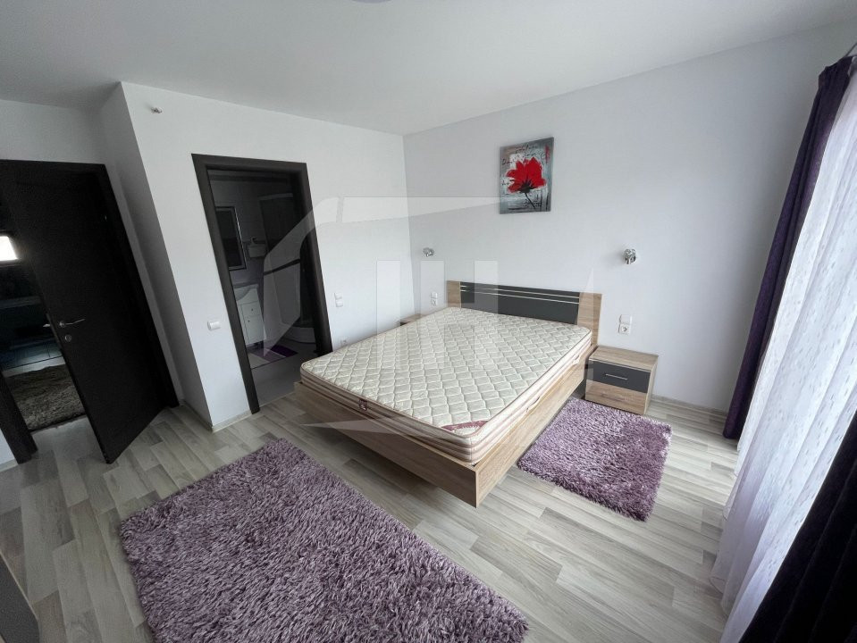 Duplex. 4 camere, 3 parcari, zona Campului