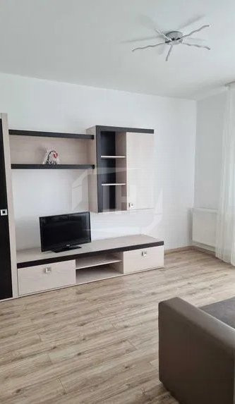 Apartament 3 camere, 70mp, decomandat, parcare, Calea Turzii