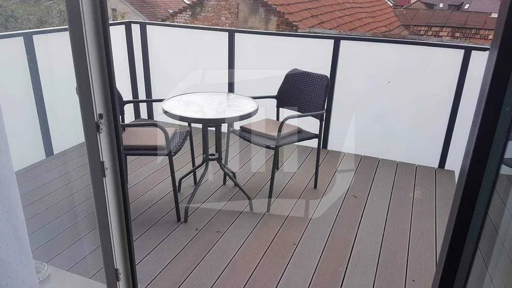 Apartament 3 camere, semidecomandat, 70mp, zona NTT Data