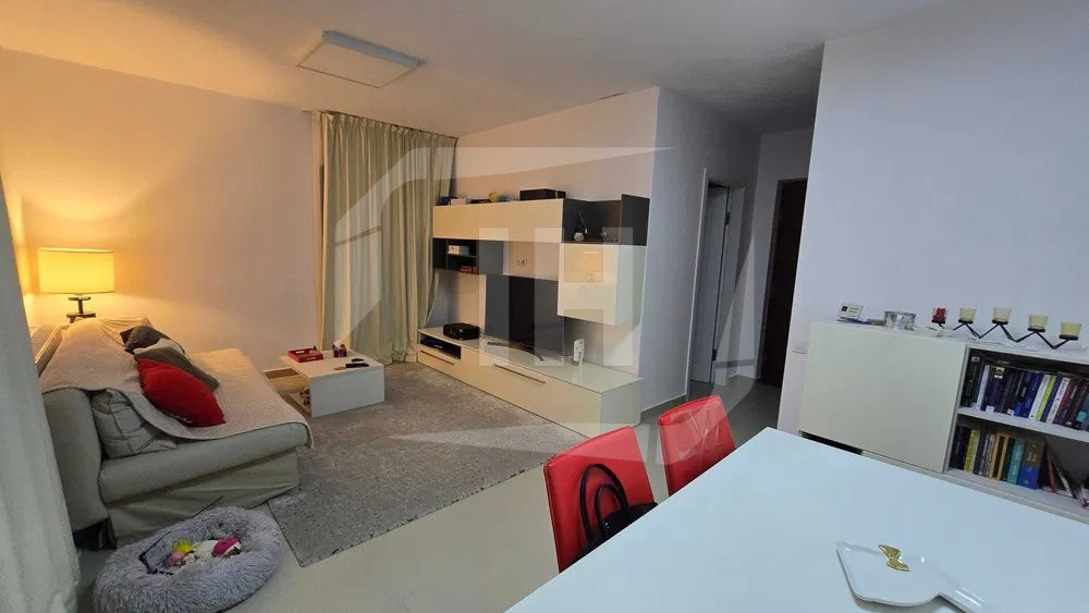 Apartament cu gradina in Borhanci!
