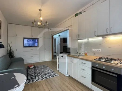 Apartament 1 camera, modern, parcare, zona Garii