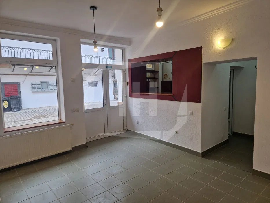 Spatiu comercial, parter, Centru zona Eroilor