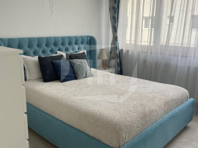 Apartament 3 camere, parcare, zona Petrom