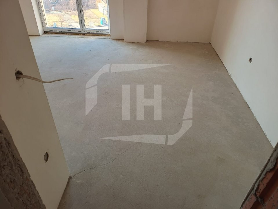 3 -posibilitate 4 camere, semifinisat, intermediar, CF, Auchan Iris