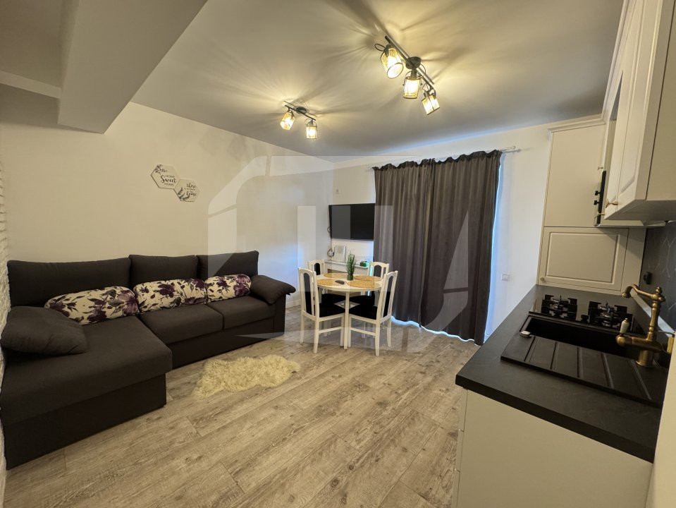 Apartament 2 camere, complet renovat si parcare proprie