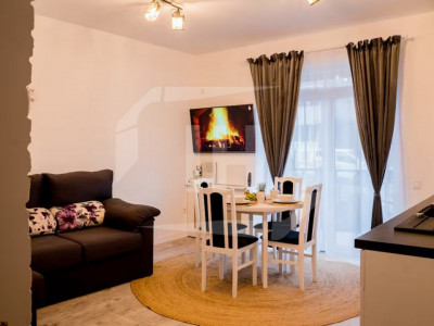 Apartament 2 camere, complet renovat si parcare proprie