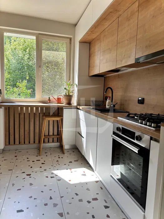 Apartament 2 camere, semidecomandat, prima inchiriere, zona Anton Pann